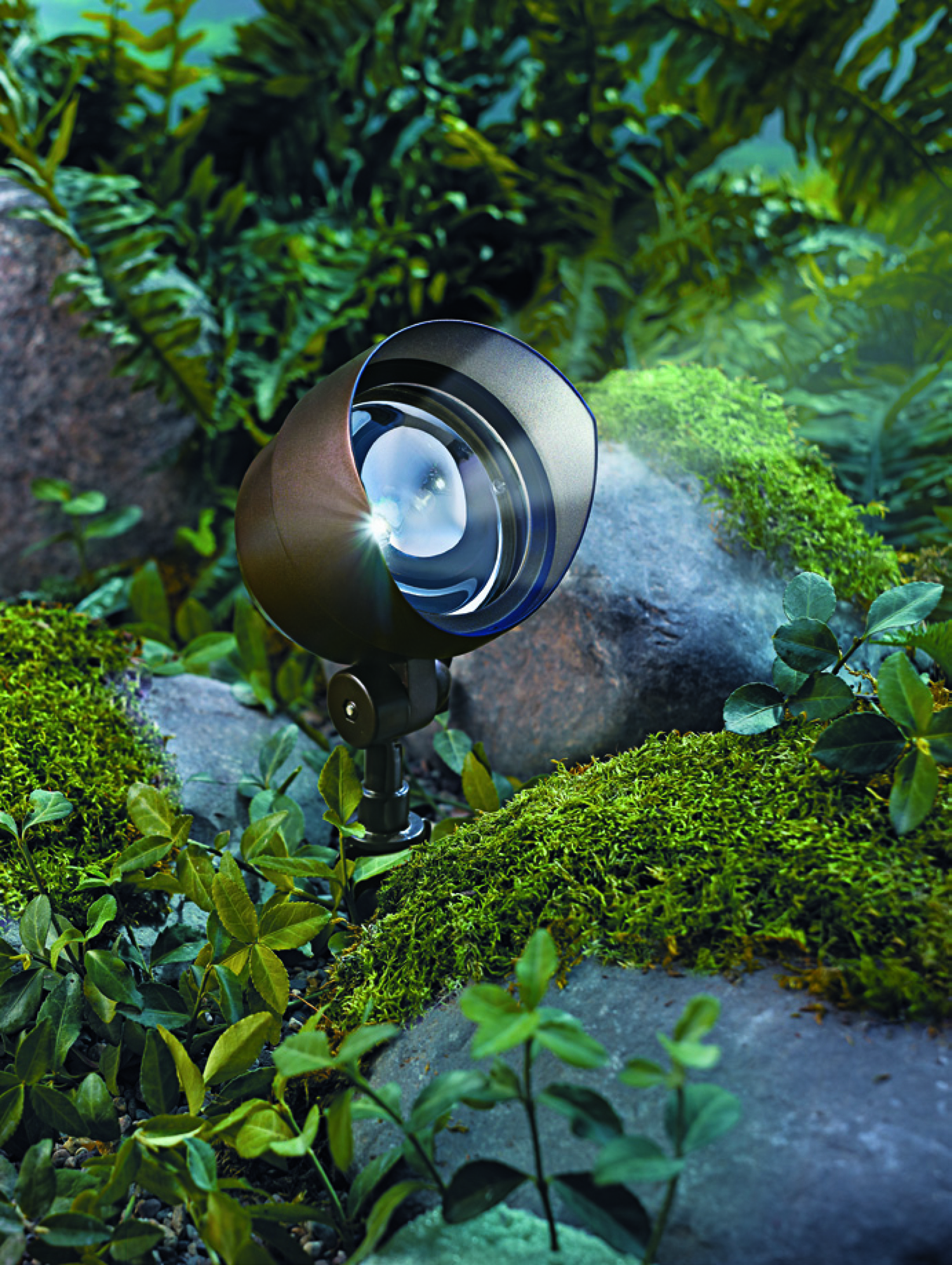 Smith & Hawken wide spot light