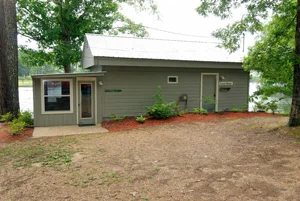 Waterfront Cabins Lake Tiak O Khata