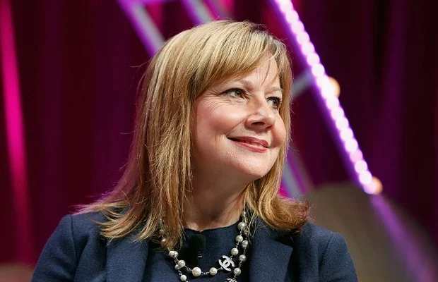 Ter mulheres em cargos de liderança gera mais lucro às empresas, diz estudo