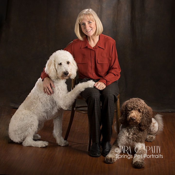 Owner with doodles in COlorado Springs best dog photographer