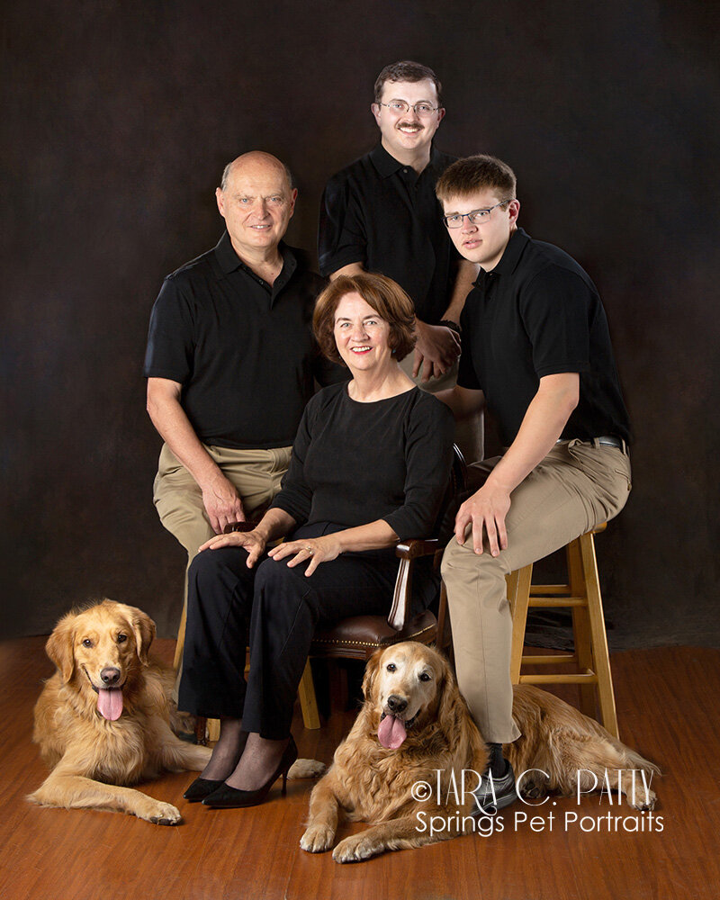 Family portraits-with-dogs-in COlorado-Springs.jpg