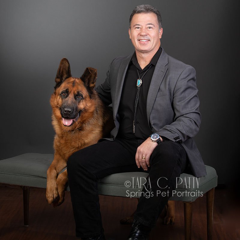 Owner-with-German-Shepherd-Coloradio-Springs-dog-photographer.jpg