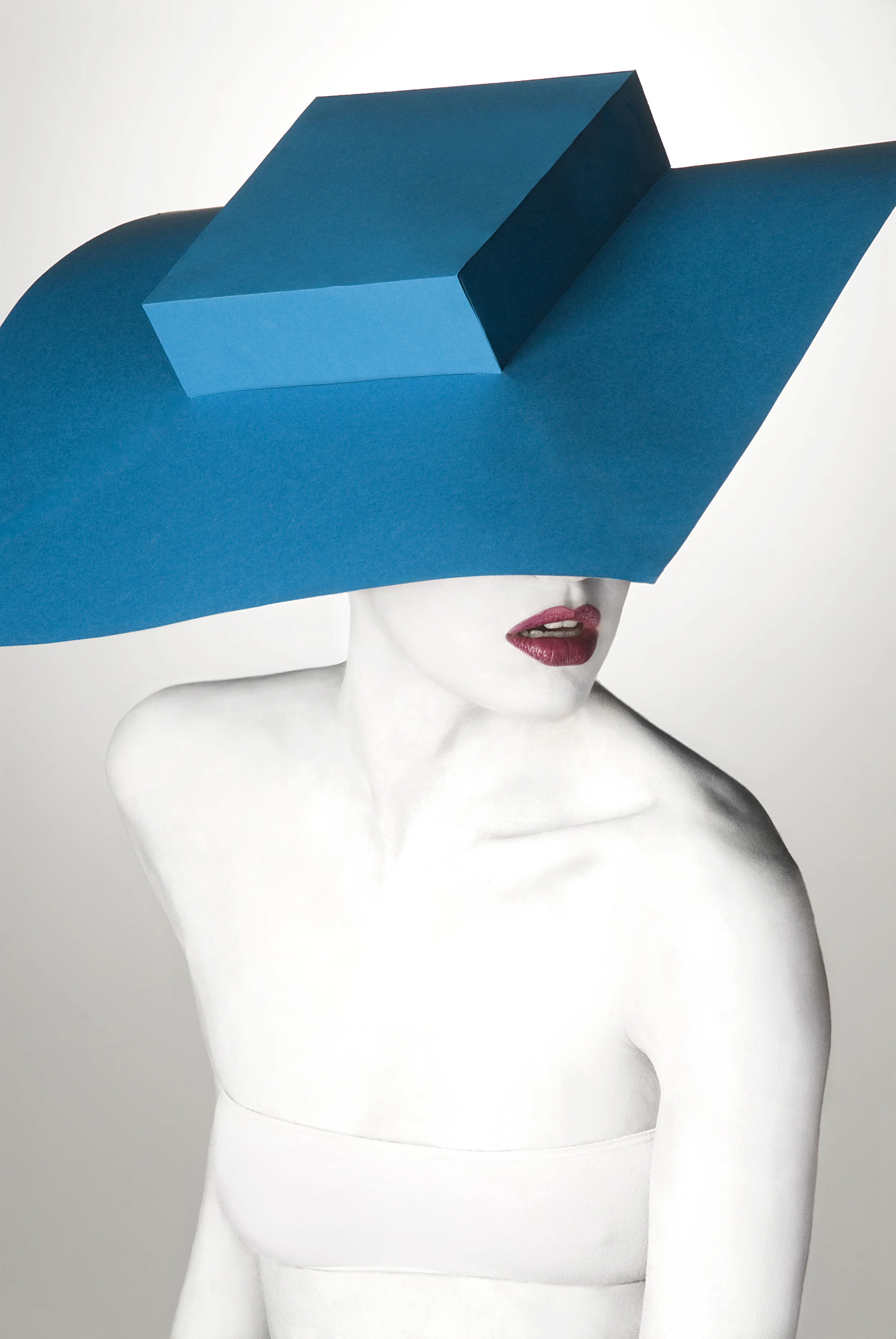 Fashion Retouch. Body paint smoothing; hair, skin and make up retouch; colour adjustment. For Panos Lyris.
