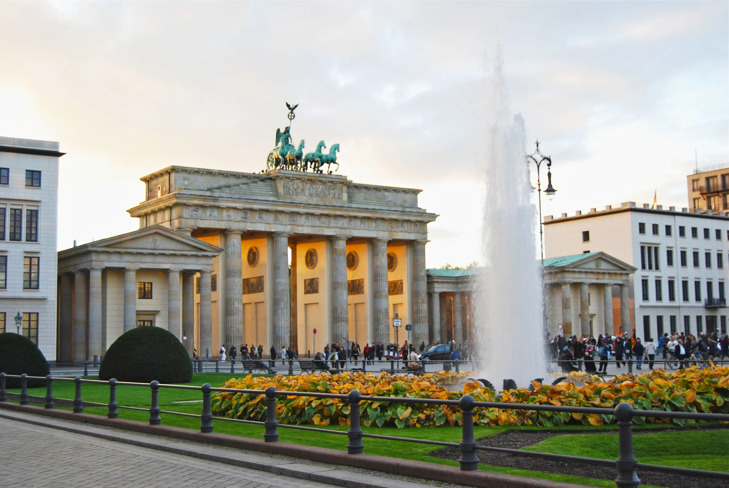 gate berlin.jpg
