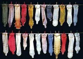 recycled-condoms-copia.jpg