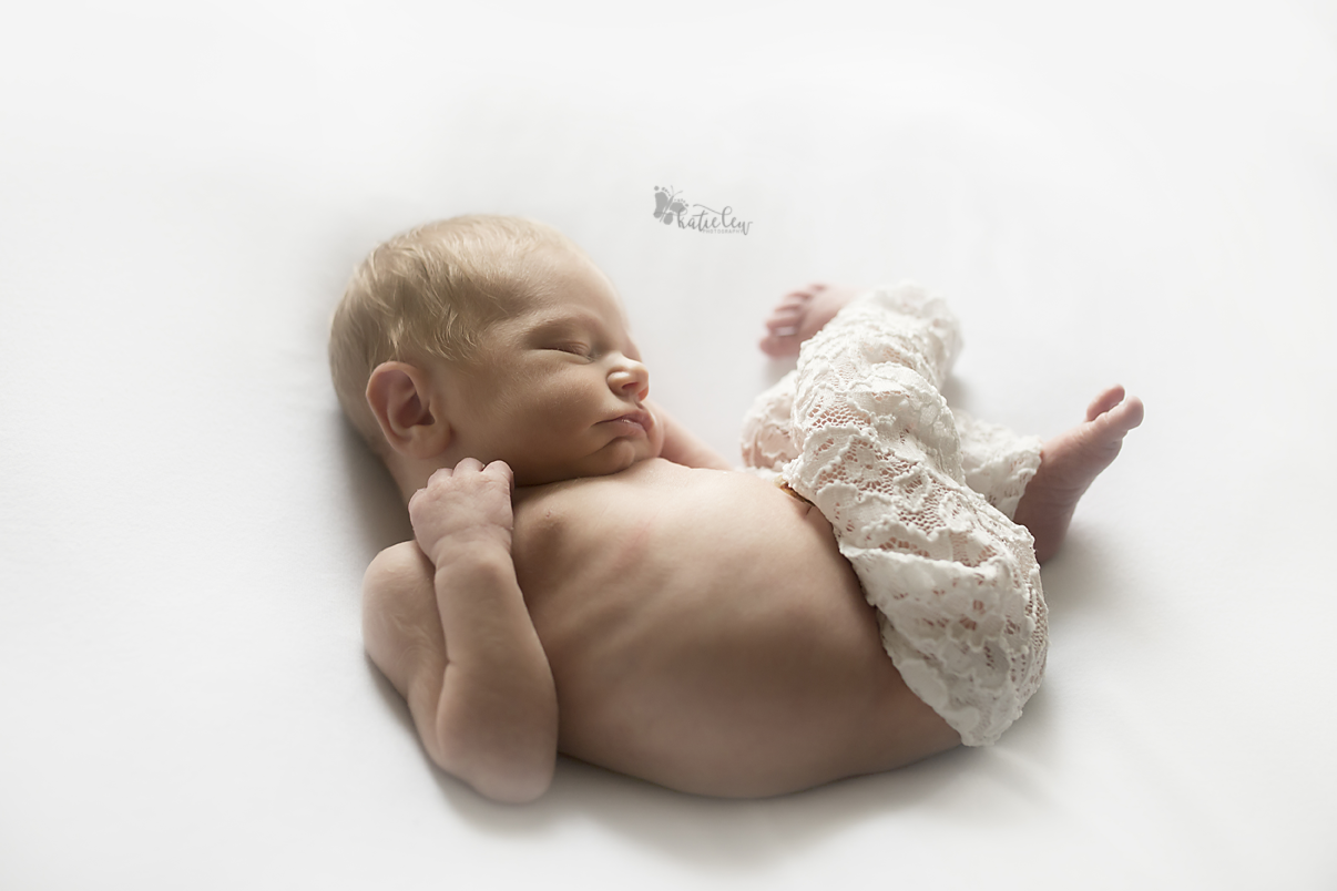 Stillwater, Oklahoma newborn photographer
