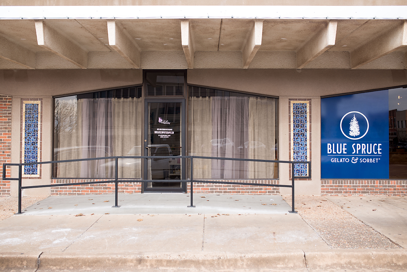 An outside look at the newborn studio in downtown stillwater