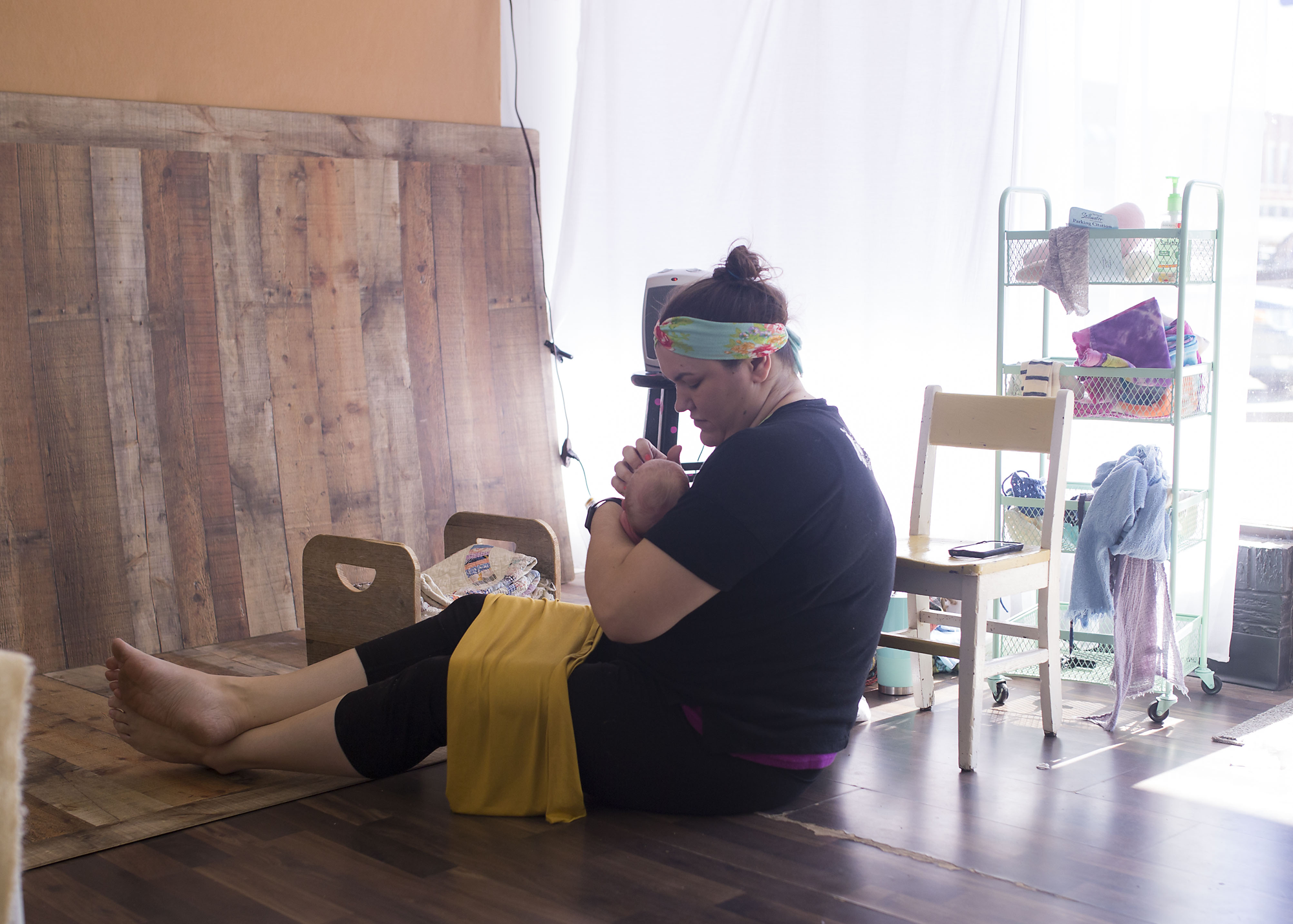 stillwater newborn photographer9.png