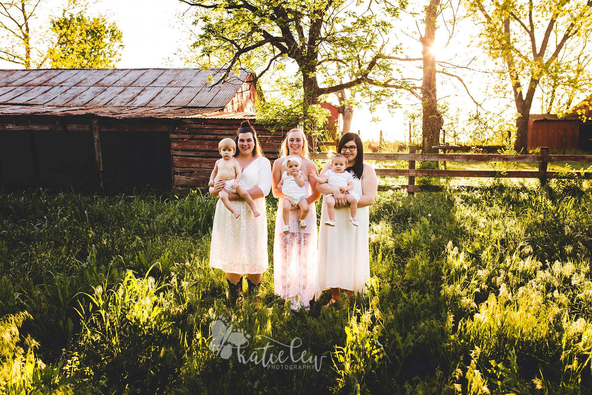 three friends together with their children