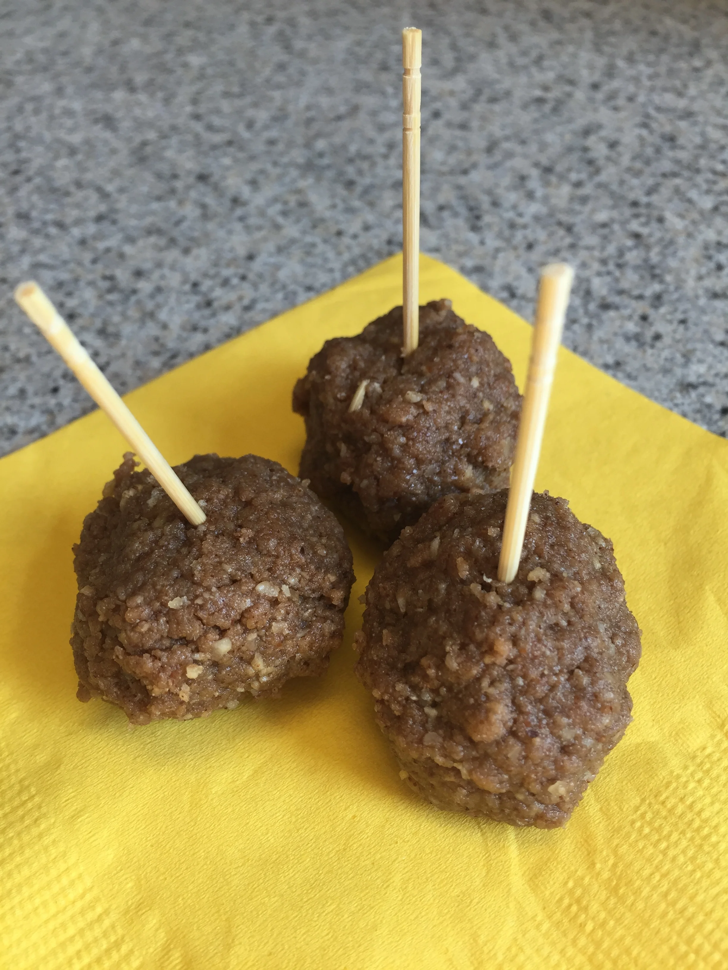 Gluten-Free Almond Butter Chocolate Protein Bites....DELICIOUS!