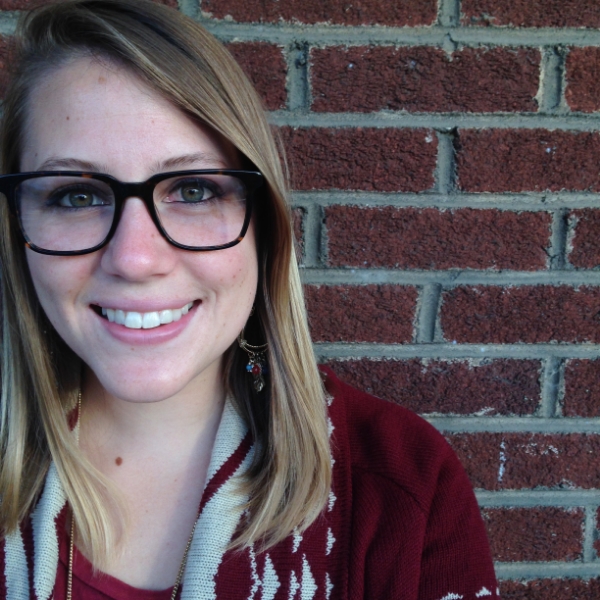 Sara in whiskey tortoise Chamberlain frames .