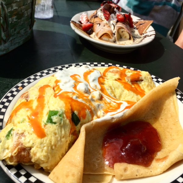 Bayside Skillet Buffalo Chicken Omelet 