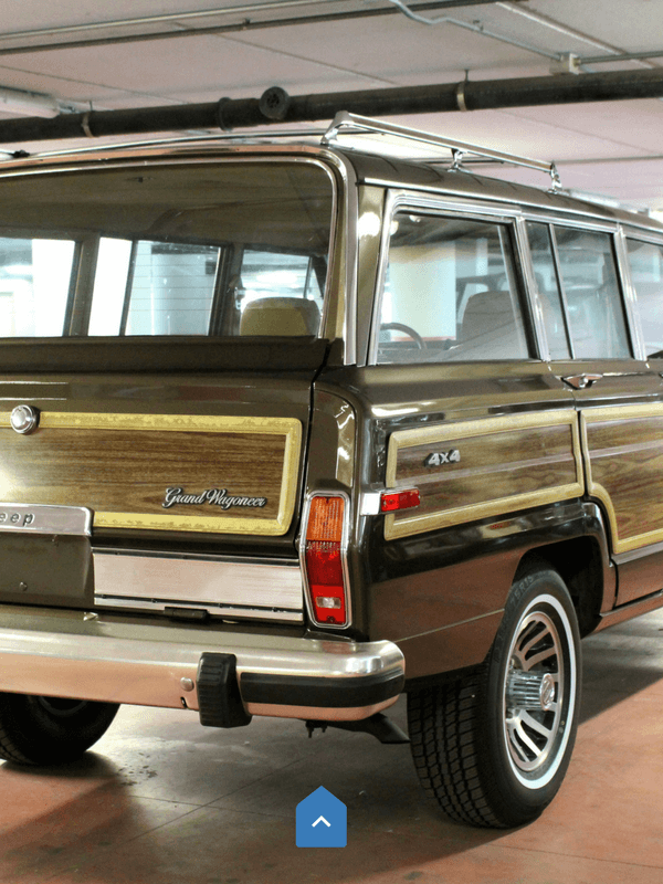 Jeep-grand-wagoneer-bumper-nerf-booking-rear-set