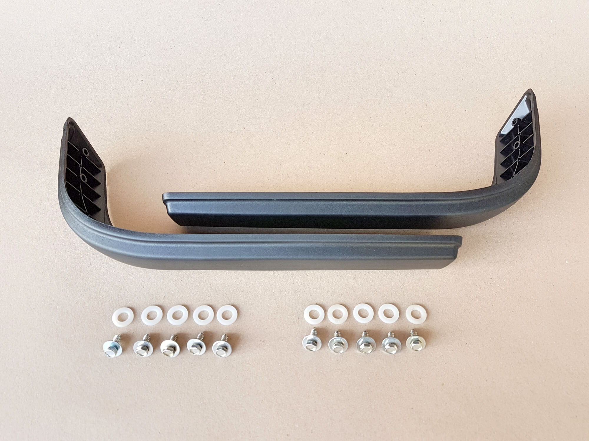 jeep-grand-wagoneer-bumper-stripes-reproduction-10.jpg