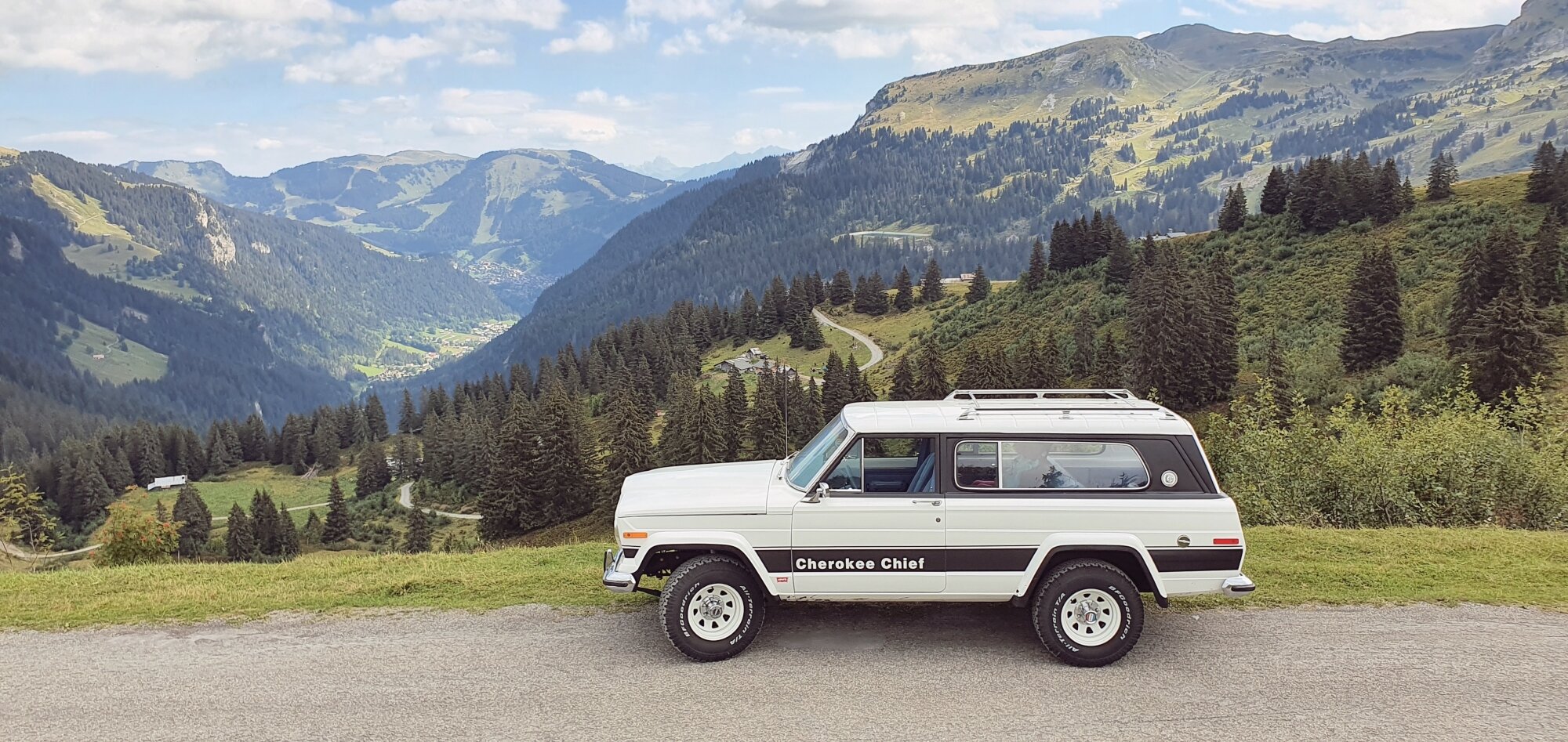 fotorjeep-cherokee-chief-1978-chatel-france-shooting-37.jpg