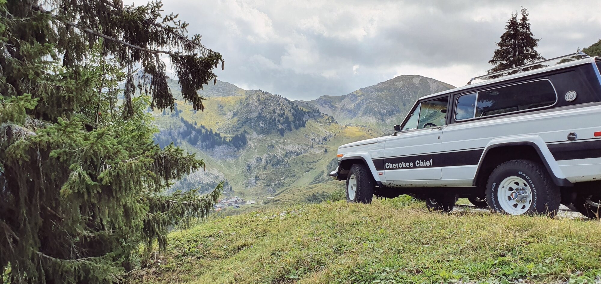 fotorjeep-cherokee-chief-1978-chatel-france-shooting-58.jpg