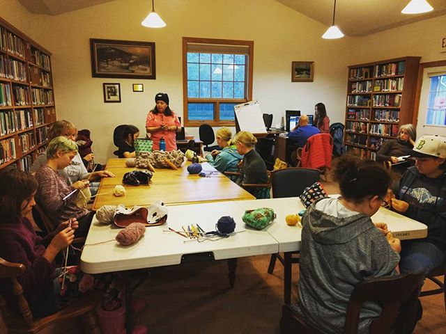 @mytwoladies_knittingneedle stopped in to STEM Knitting last night to talk about inventing, patenting, problem solving, and female entrepreneurship! The anti-bullying #hatnothate campaign you're a part of is amazing! Thank you for lending a hand as w