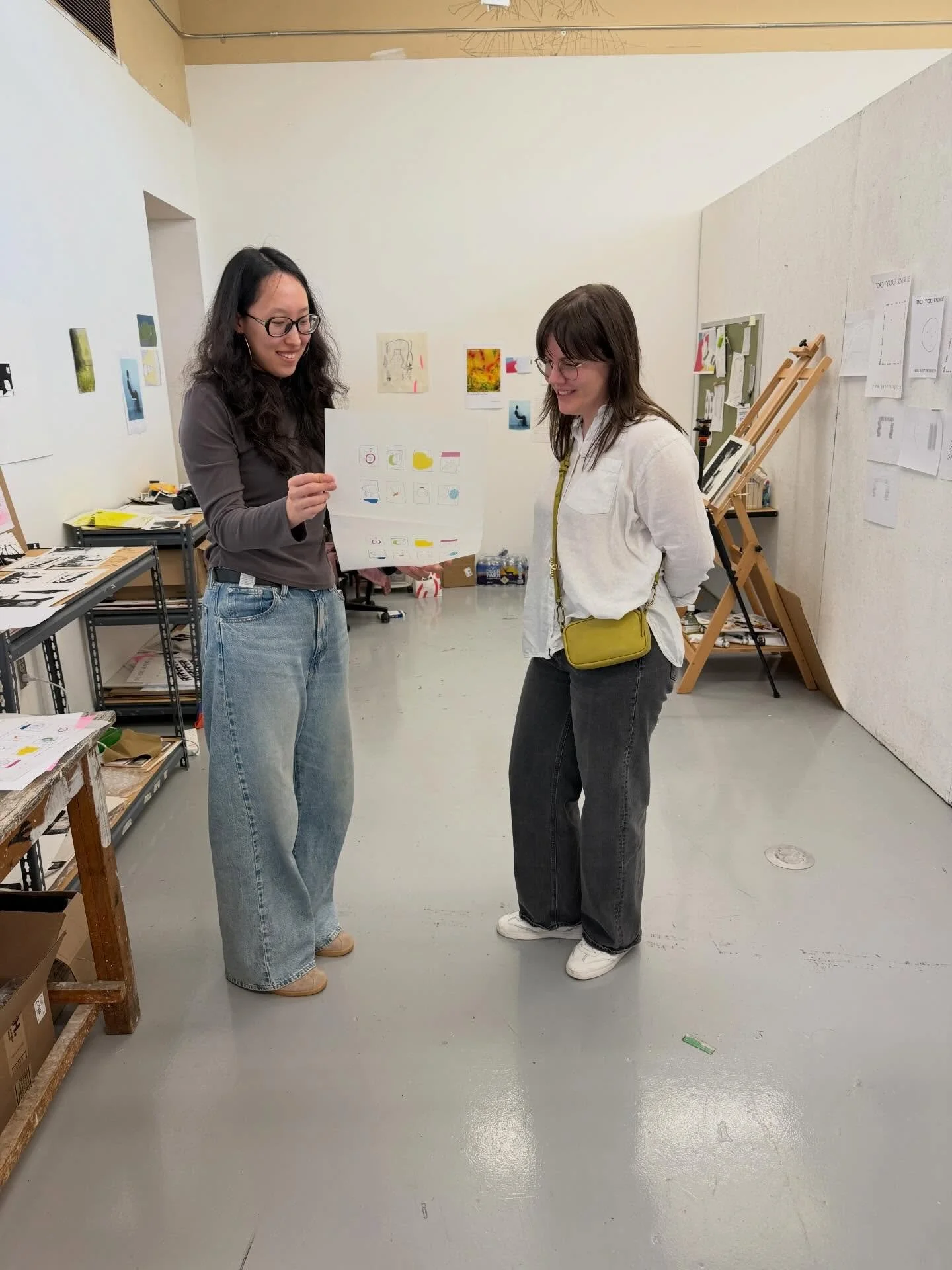 Another incredible visiting artist experience with @lauren.krukowski. ✨ Thank you so much for our insightful studio visits, engaging artist talk and inspiring demo of pulp painting paper with a linoleum embossing.
.
#wcu #mfa