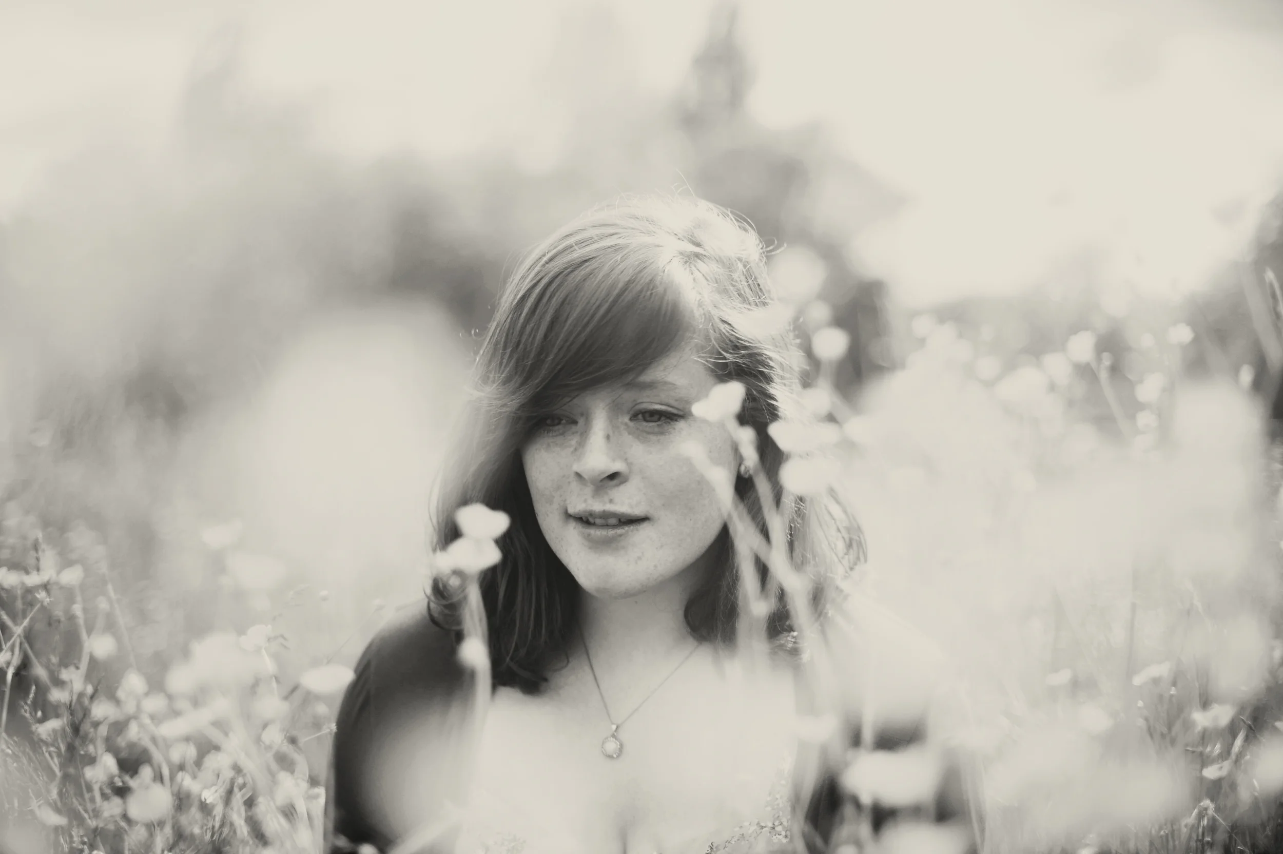 Louise b/w