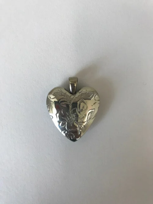 Style #149WB White bronze floral heart $95.00
