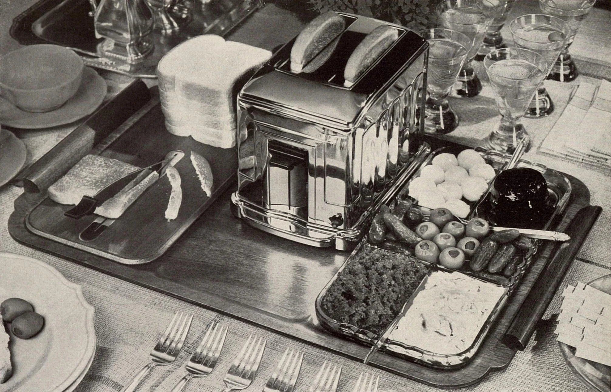 The 1935 toastmaster and hospitality tray by Waters-Genter.