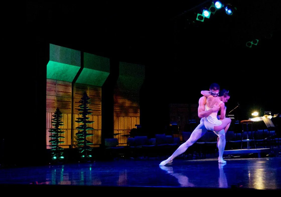theatre5a.jpg