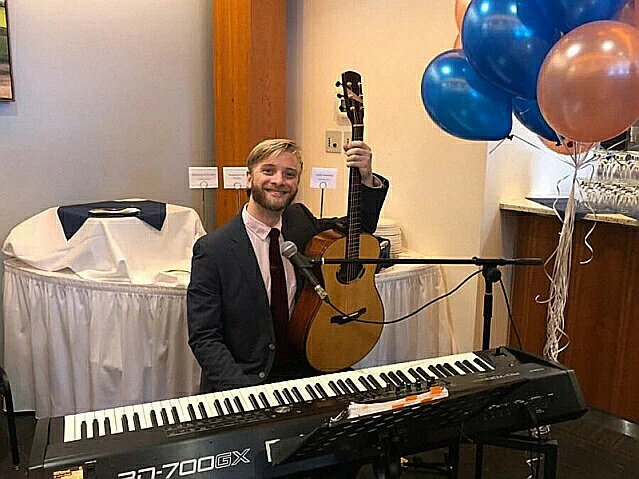 pianoplayer.jpg