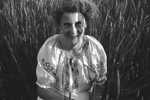 IRENE BILLO-1.jpg