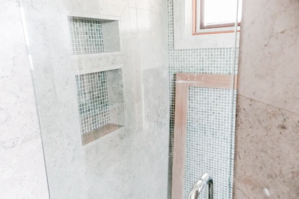 BathroomsSIZED-06.jpg