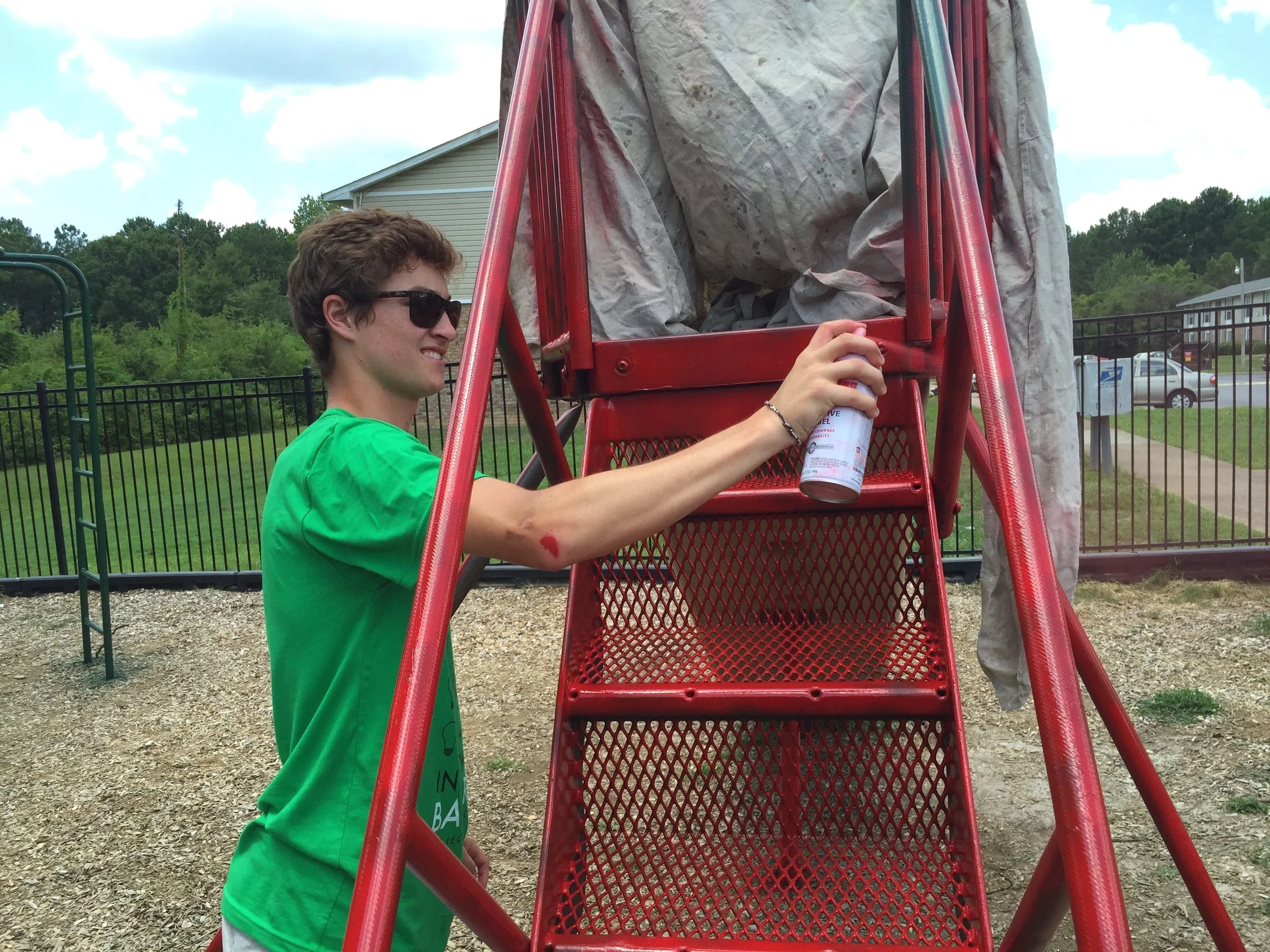 Thomasville Church Members Volunteer Around the Community