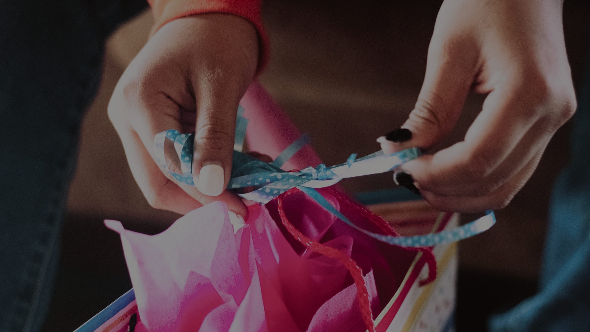  Sign Up to Serve with Us!   Christmas Gift Giveaway    Learn More  