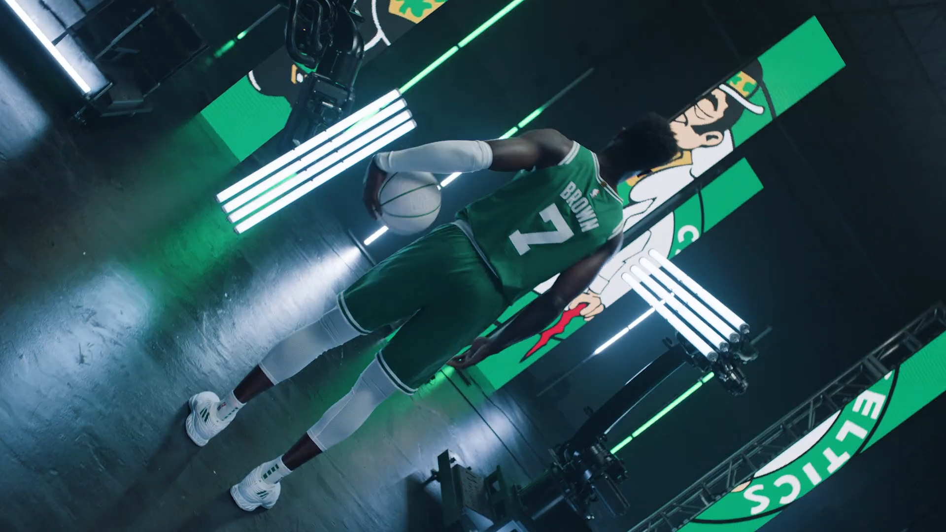 control___boston_celtics_open_2018 (1080p).mp4.00_00_42_21.Still005.png