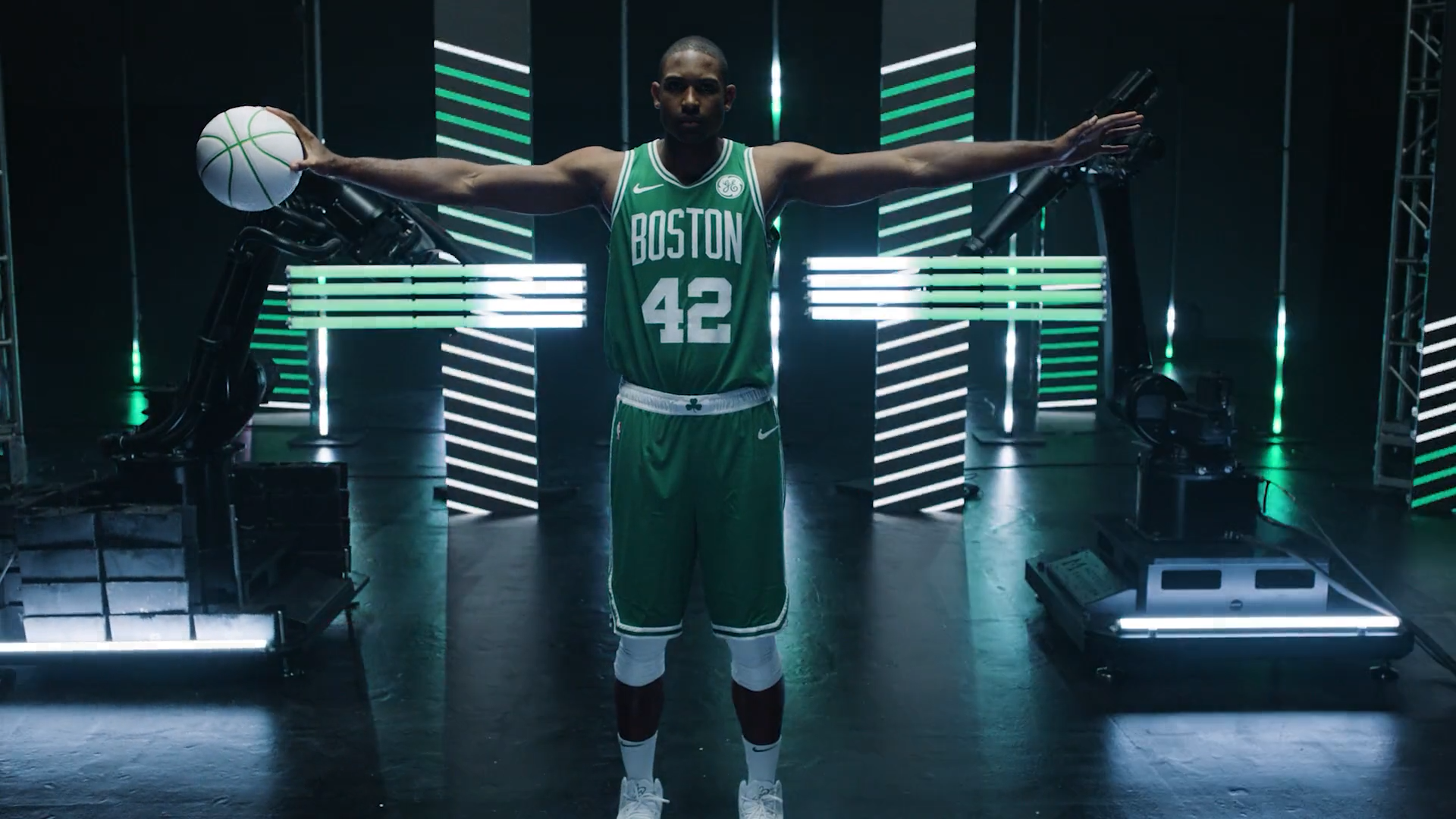 control___boston_celtics_open_2018 (1080p).mp4.00_00_22_22.Still011.png