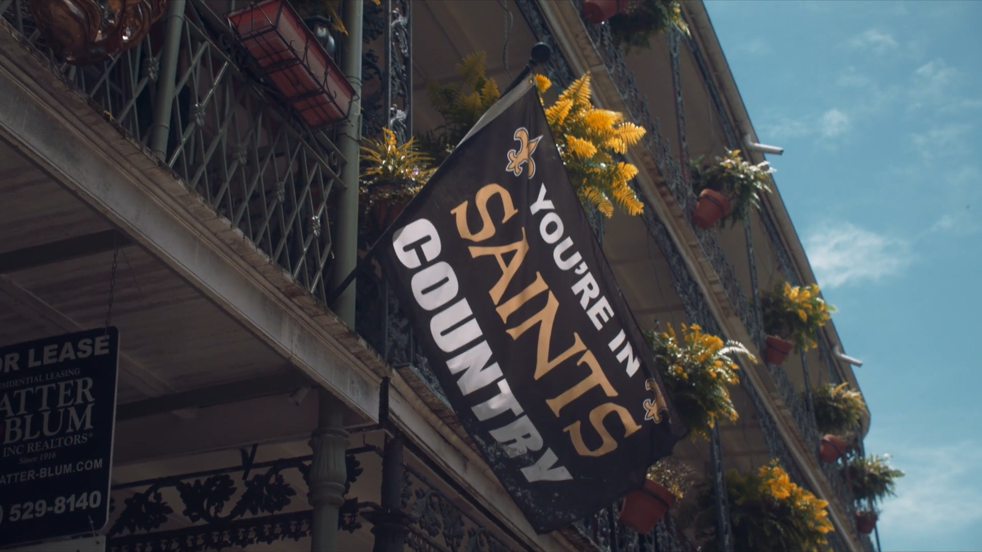 nola_saints_-_director's_cut (1080p).mp4.00_00_44_10.Still001.png