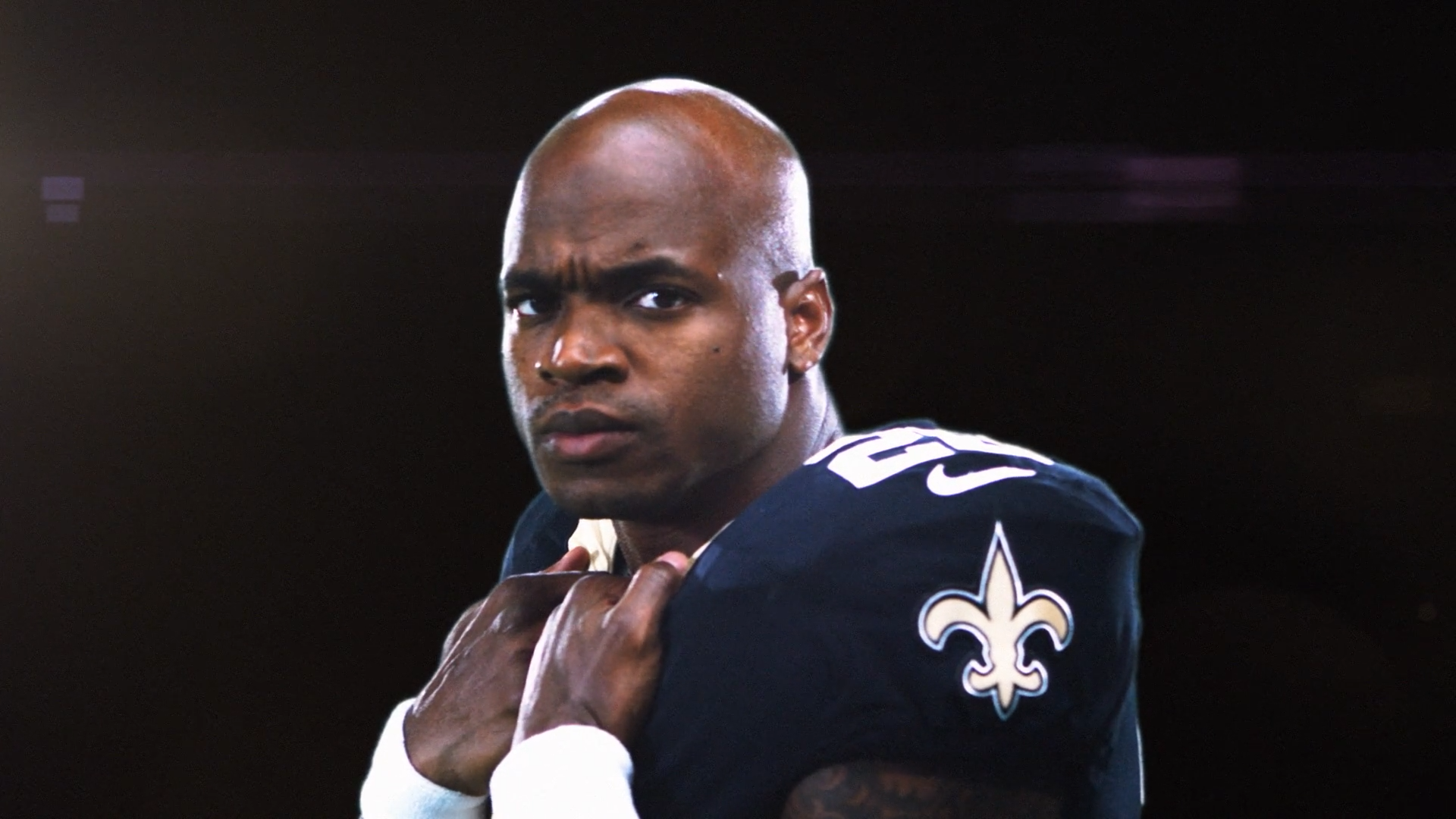 nola_saints_-_director's_cut (1080p).mp4.00_01_31_07.Still004.png