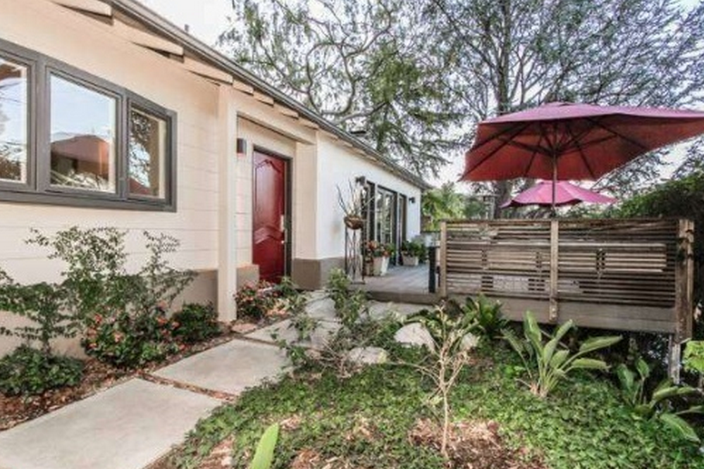 3389 Camino De La CumbreSold:&nbsp;$1,065,000