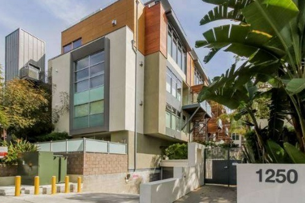 1250 North Harper Ave #404Sold:&nbsp;$745,000