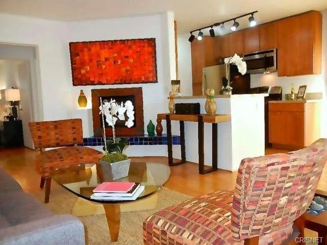 302 Ashland Ave$940,000