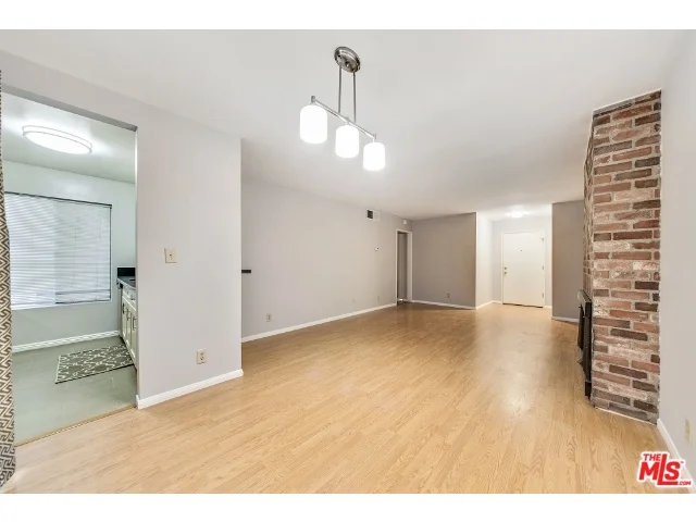 9115 Summertime Ln$350,000