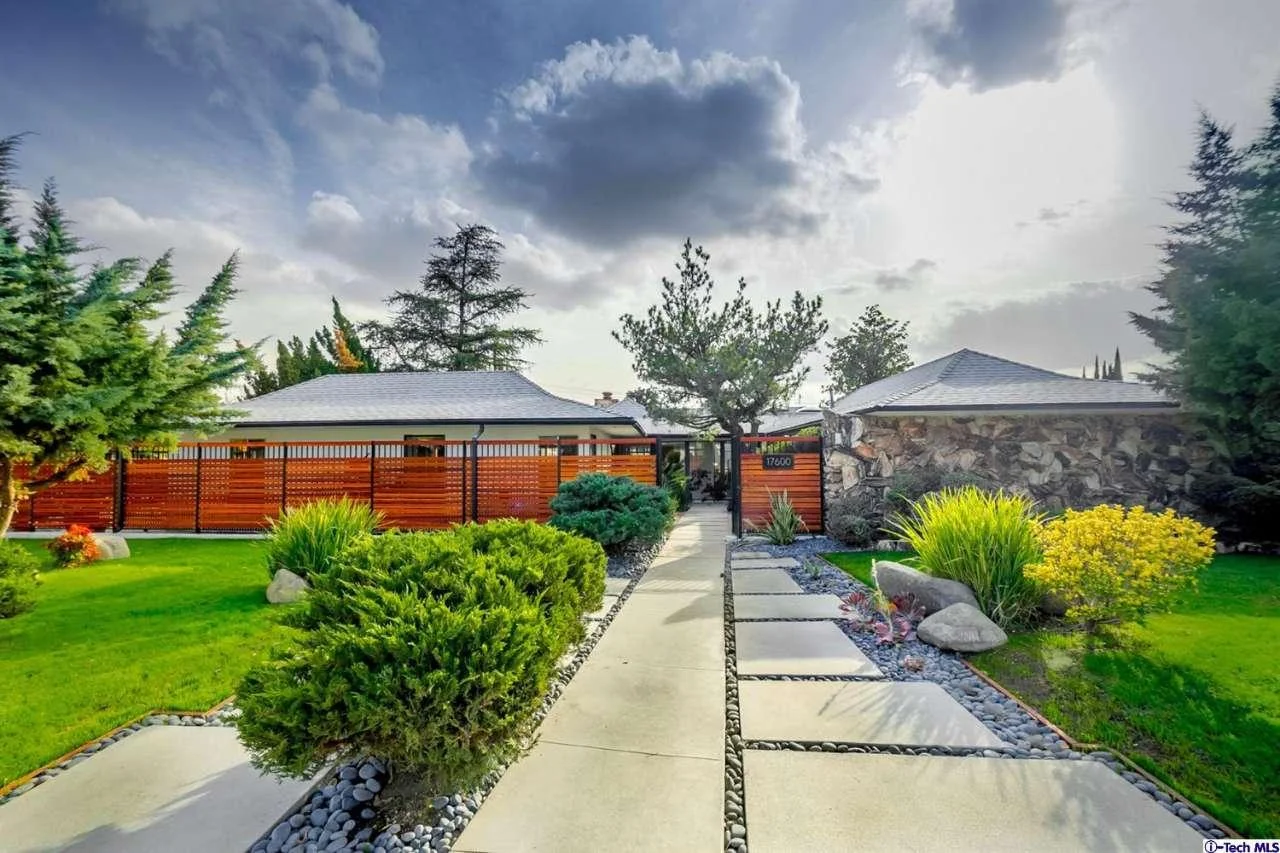 17600 Lemarsh .jpg