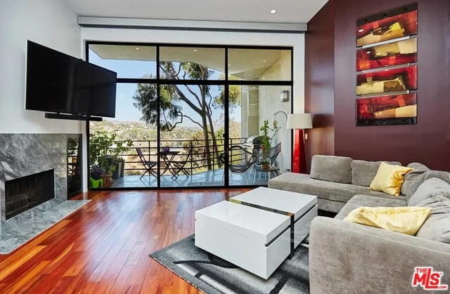 2330 Duane StSeller Representation