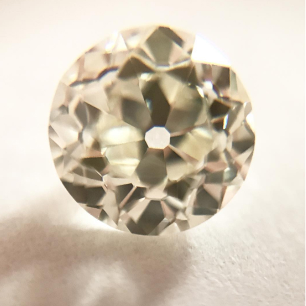 Example of a 1.5 Carats of Old European mystique