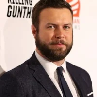 Taran Killam.jpg