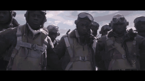 Redtails.gif
