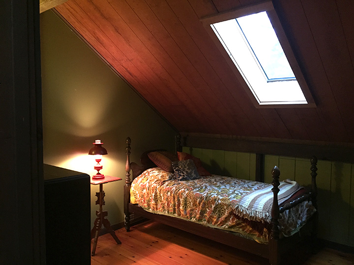 Bed 3 copy.jpg