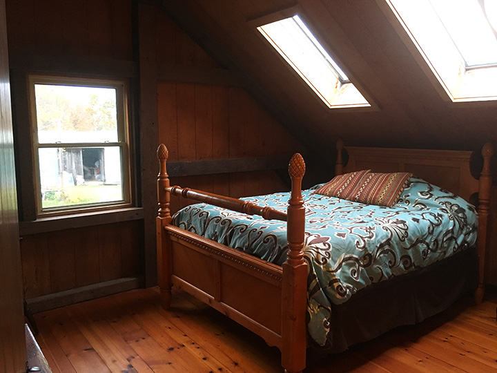 Bed 1 copy.jpg