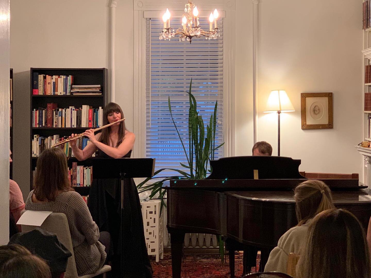 A special favorite of the #sonosthrowback posts is SONOSYNTHESIS: Schubertiade. 9.29.19. This fulfilled a 15 year old dream of performing in my own Schubertiade (a house concert of music all or mostly by Schubert). My favorite flute piece of all time