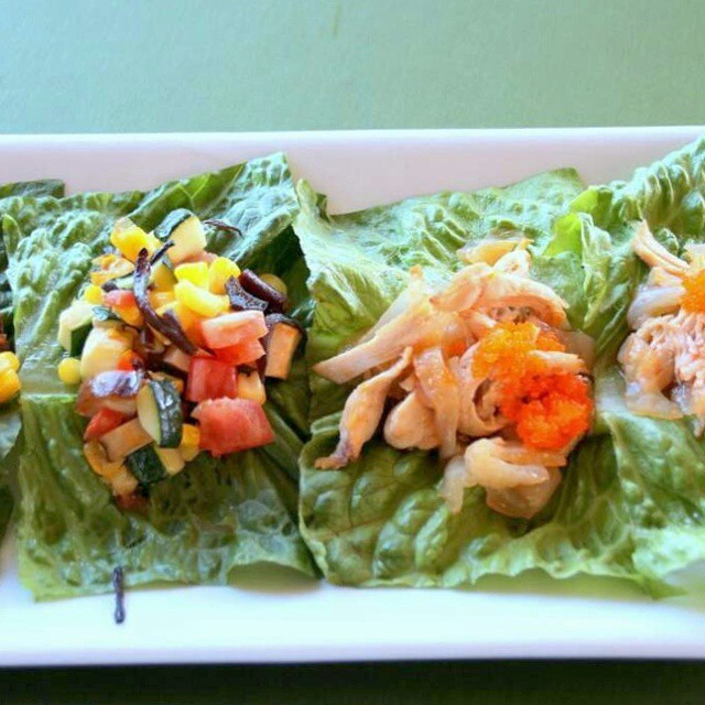 Come in and try our #Organic Romaine #Lettuce &quot;Taco&quot;! Choose from savory shredded #chicken and jellyfish or tasty tofu #noodles.  #montereypark #fresh #veggies #fruits #healthy #chinesefood