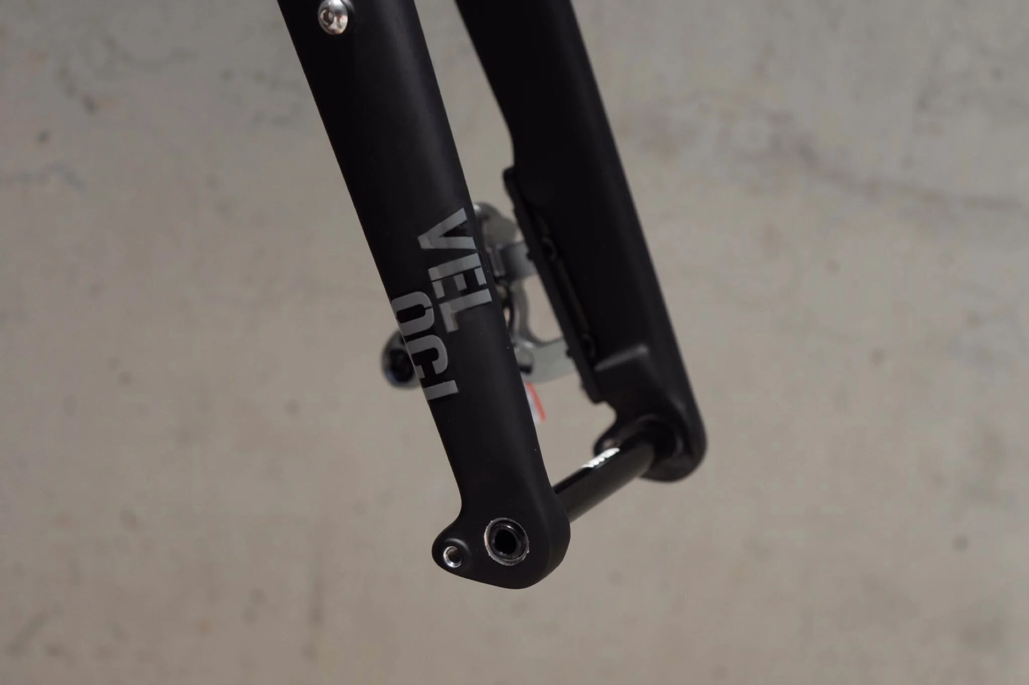 veloci no.11 carbon fork.JPG