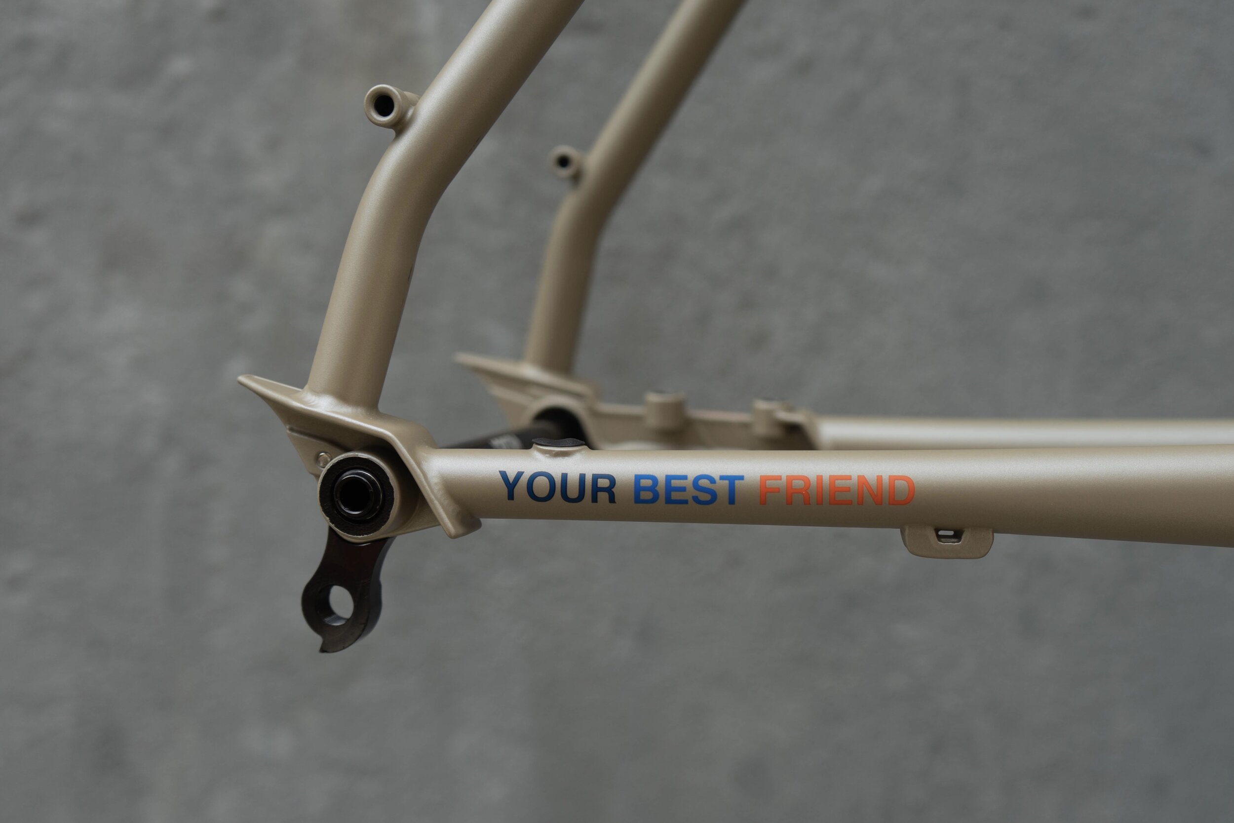 veloci jimmy v2 steel gravel frame bike gravel khaki.JPG